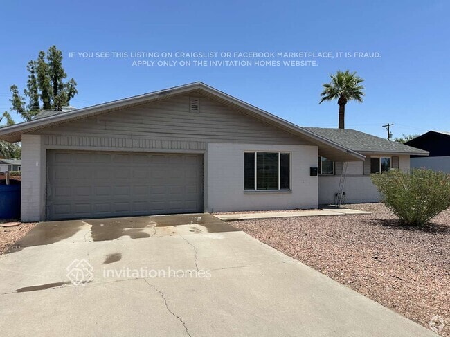 Building Photo - 420 E Hermosa Dr