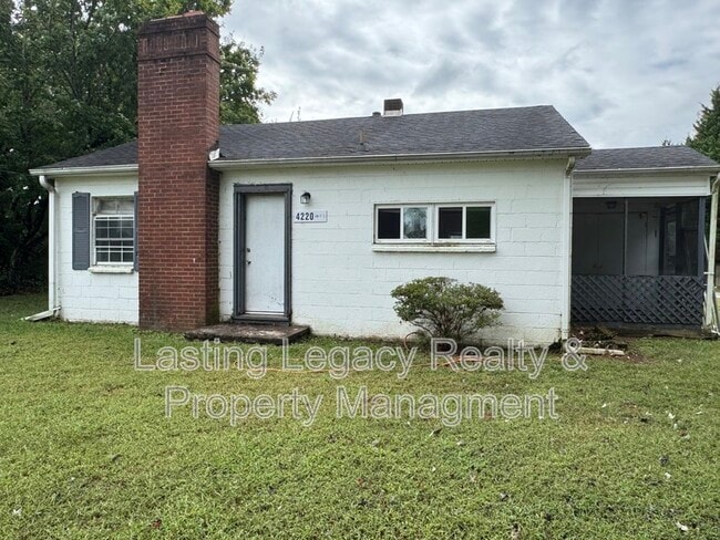 Building Photo - 4220 Glenn Hi Rd
