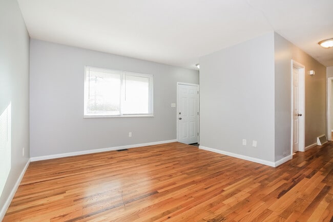 Building Photo - 4372 Valence Drive