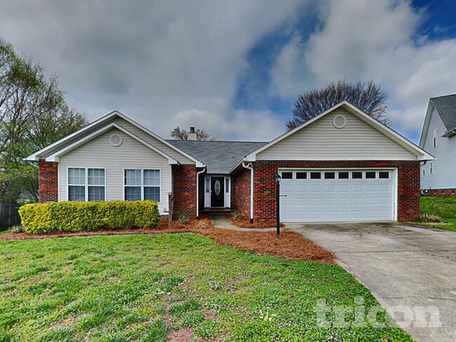Building Photo - 4904 Valley Trail Ct