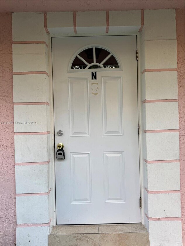 Foto principal - 6027 SW 36th Ct