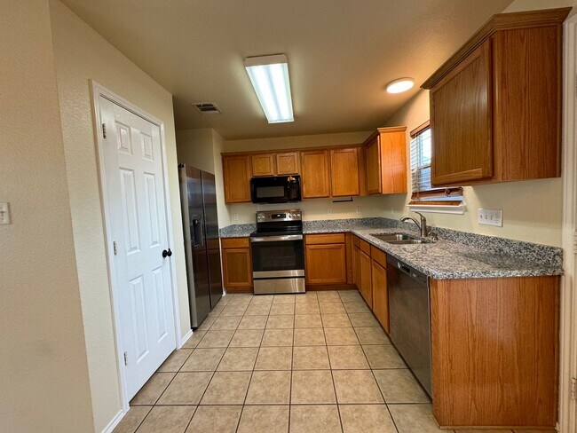 Foto del edificio - 4700 Causeway Ct