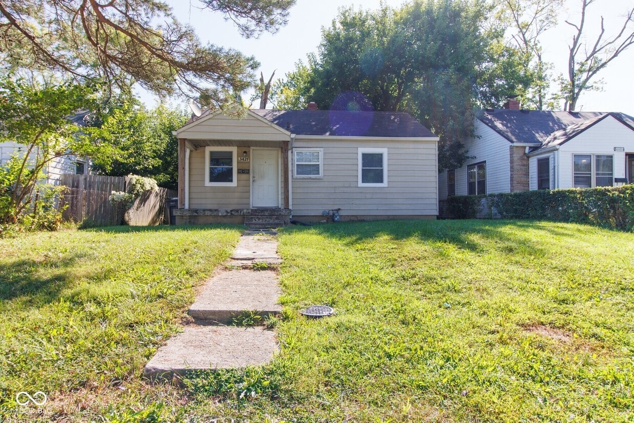 Primary Photo - 3421 N Olney St