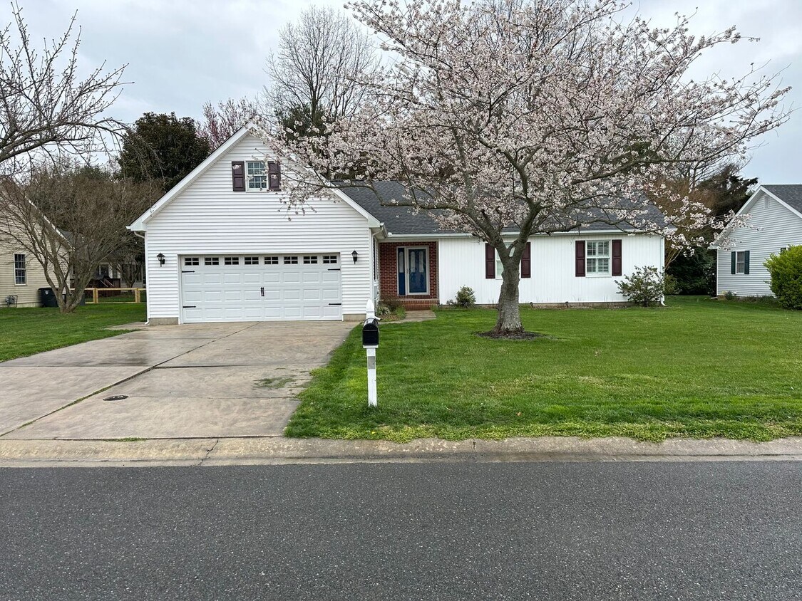 21 Sandpiper Dr, Lewes, DE 19958 House Rental in Lewes, DE