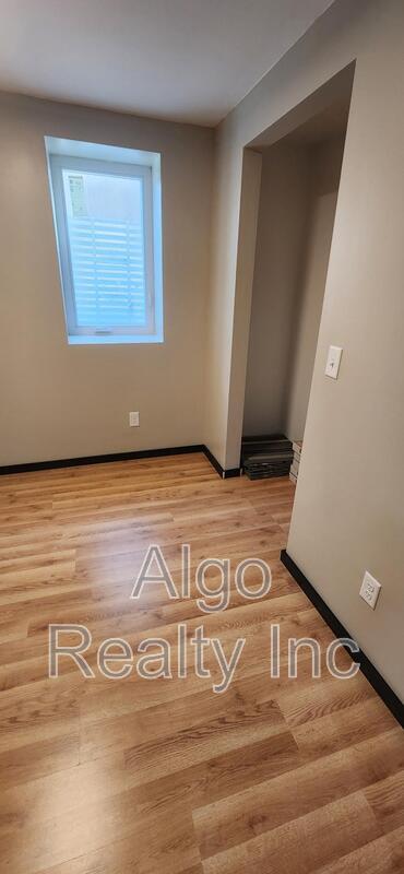 Building Photo - 2651 N Oliver Ave