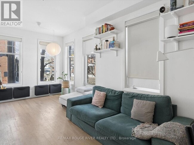 Building Photo - 150 Broadview Ave