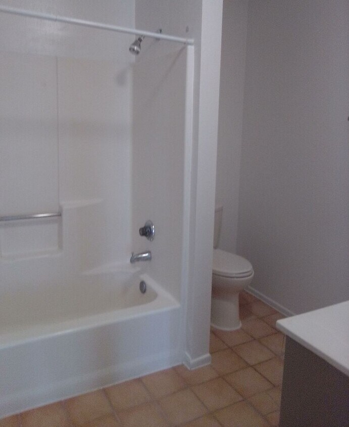 Foto principal - 66760 8th St