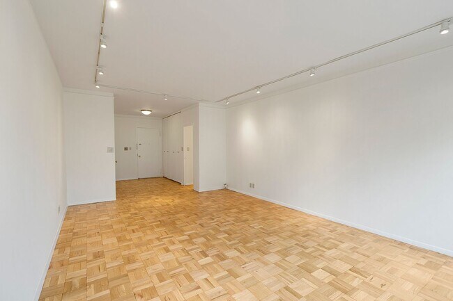 Foto del edificio - 900 Park Ave
