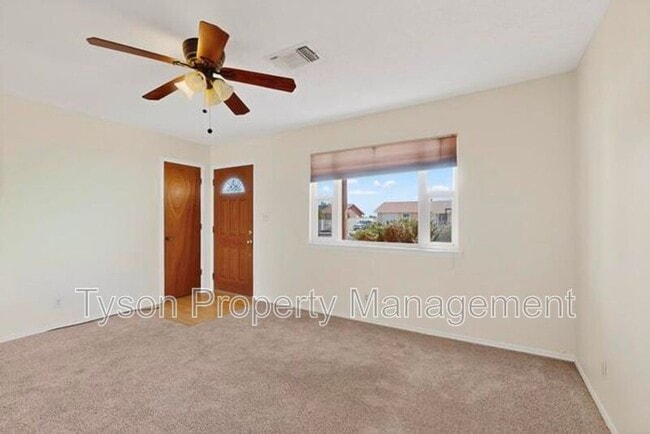 Building Photo - 1225 Del Mastro Dr SW