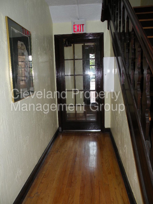 Building Photo - 15610 Van Aken Blvd