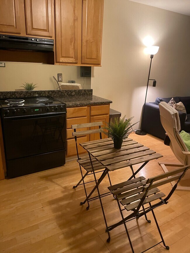 Kitchen Area - 2925 California St