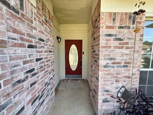 Foto del edificio - 6717 Smallwood Dr