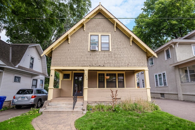 Building Photo - 1619 Selby Ave