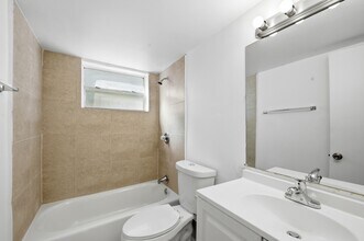 Building Photo - Edge Apartments