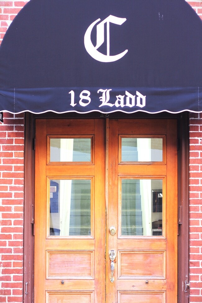 Building Photo - 18 Ladd St