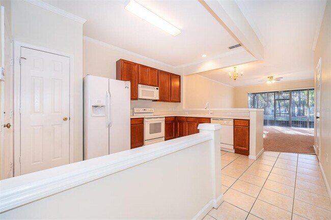 Building Photo - 6104 Twain St