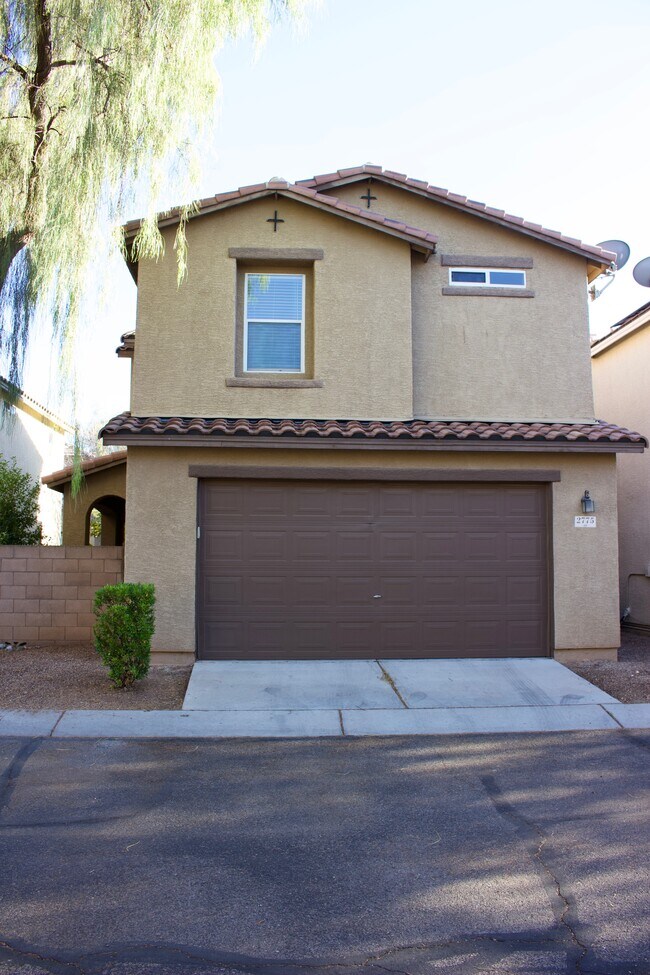 Building Photo - 2775 N Saramano Ln