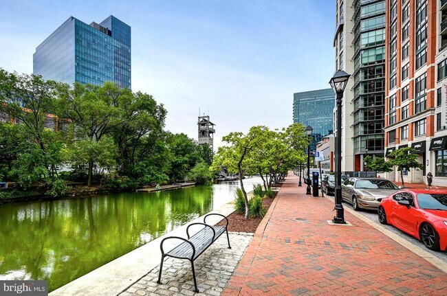 Foto del edificio - 1330 Lancaster St