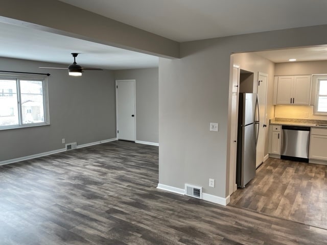 Building Photo - 1727 Liberty Dr
