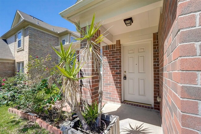 Foto del edificio - 3619 Apple Dale Dr