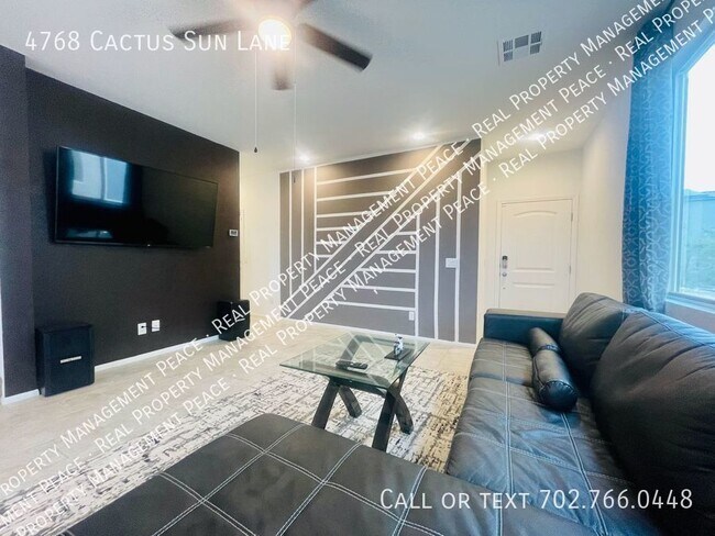 Building Photo - 3 Bd, 2.5 Bth Home in Gated Craig Ranch Co...