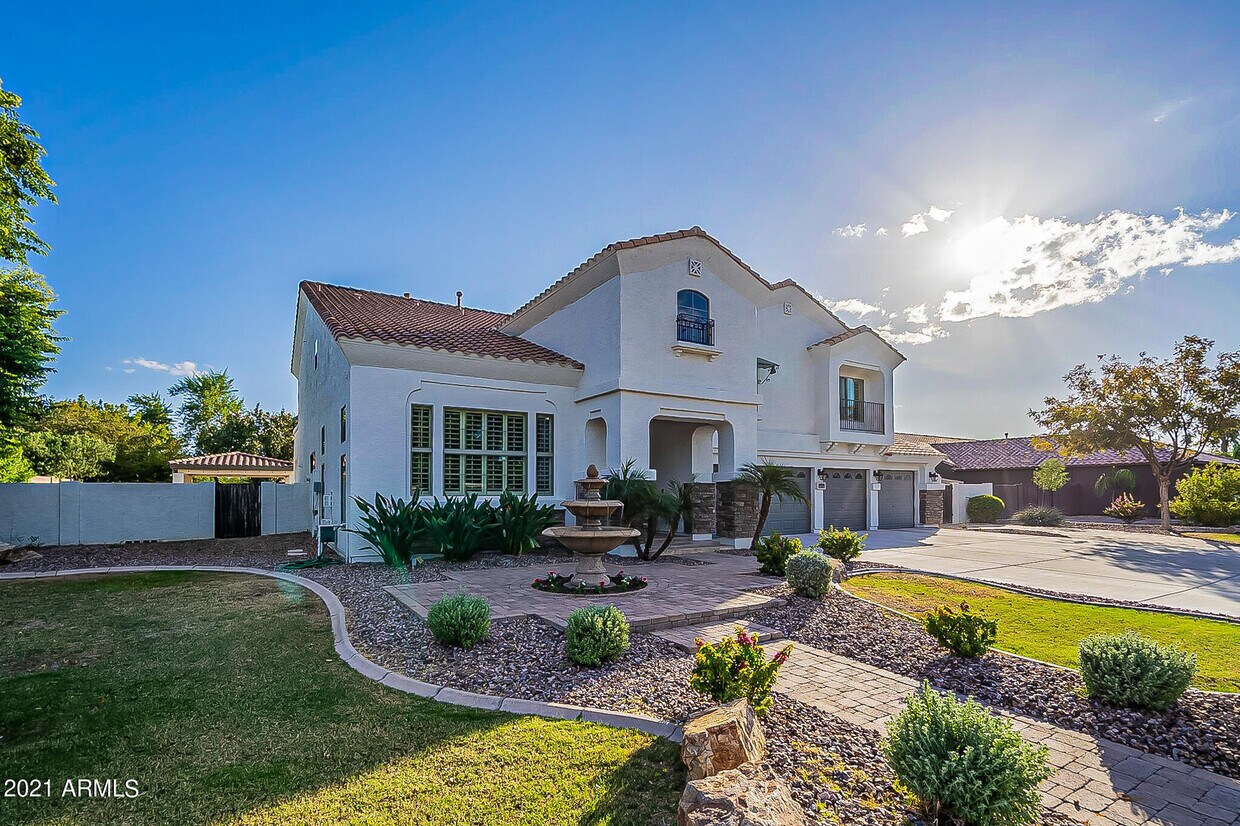 Primary Photo - 11619 E Bellflower Dr