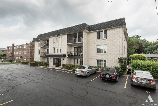 Building Photo - 10910 Kilpatrick Ave