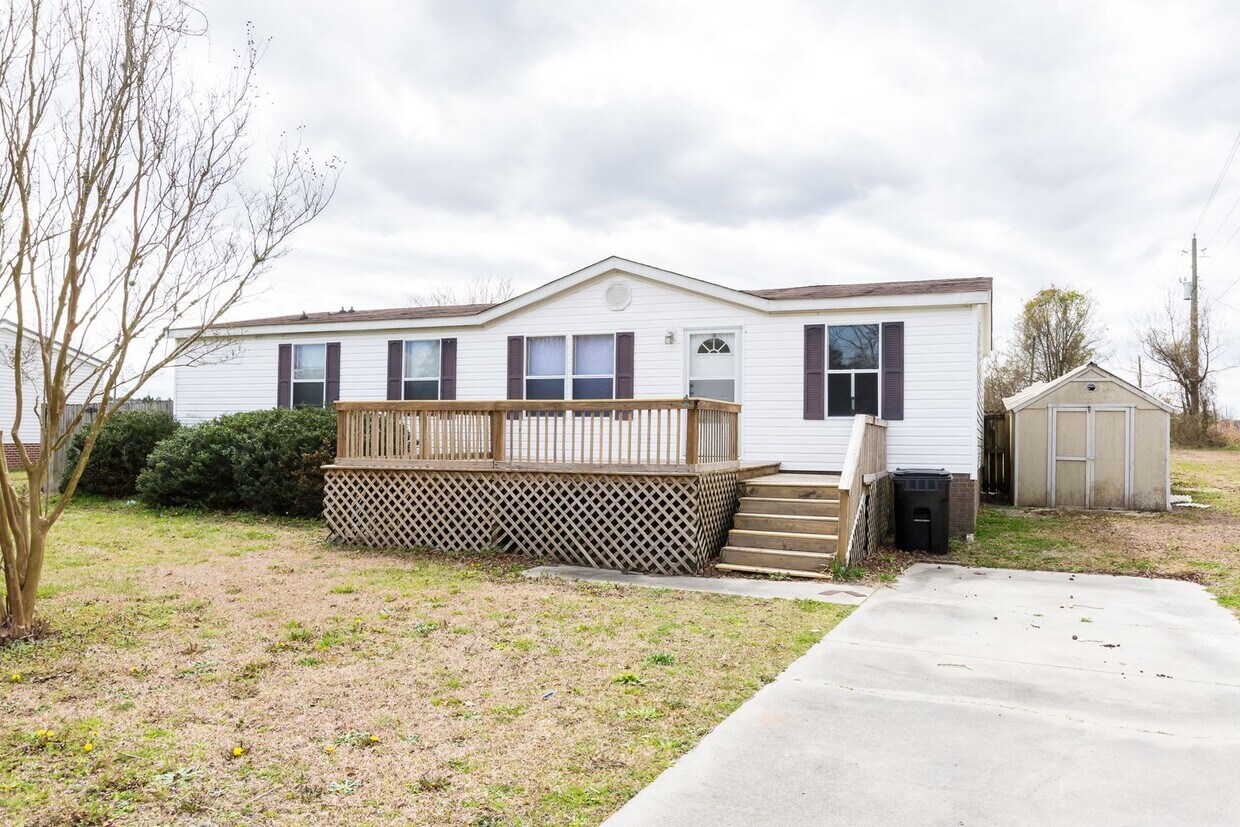 Primary Photo - Adorable manufactured home in Maysville