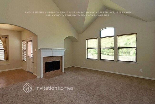 Building Photo - 2306 Siegen Dr