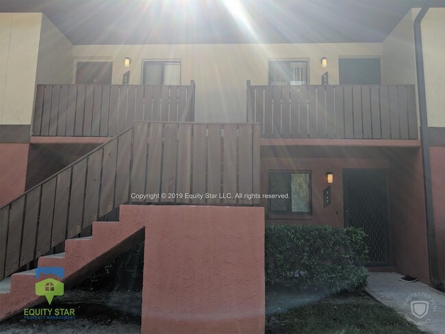 Foto del edificio - 1612 University Ln