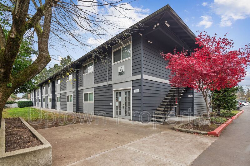 Foto principal - 11153 NE Weidler St
