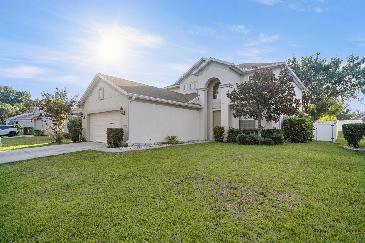 Building Photo - 4073 SW 47th Ct