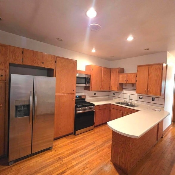 Foto del edificio - 3331 W Pierce Ave