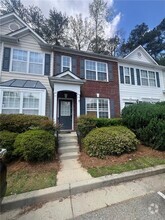 Building Photo - 897 Redwood Dr NW