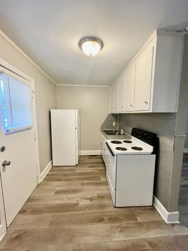 Foto del edificio - 4503-A Lochleven St