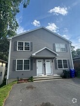 Building Photo - 135-137 Laconia St