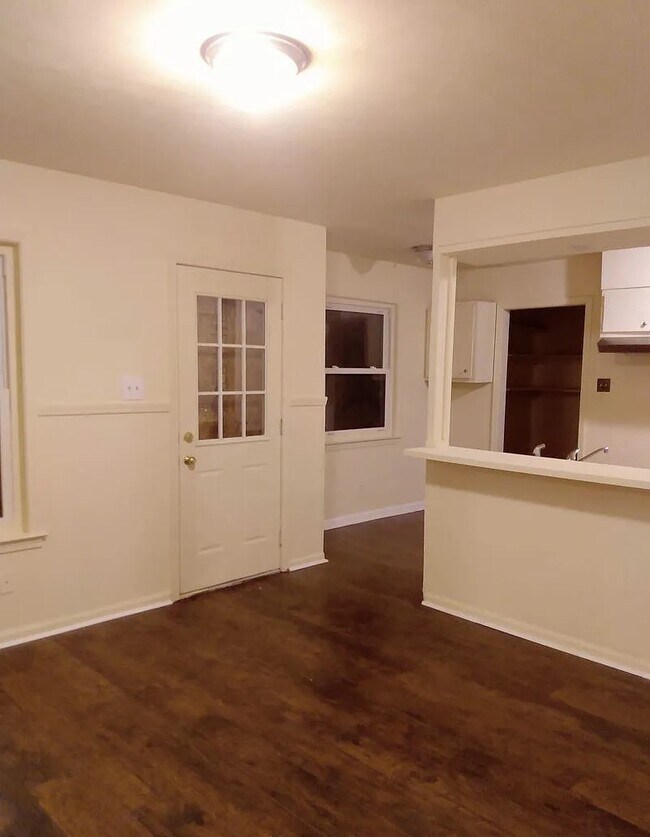 Building Photo - 4034 Beauchamp Cove