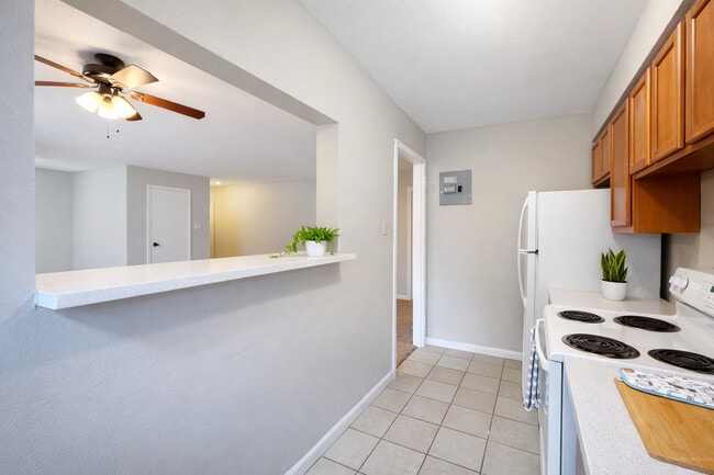 Unit 267-01 - FRIENDSHIP COURT