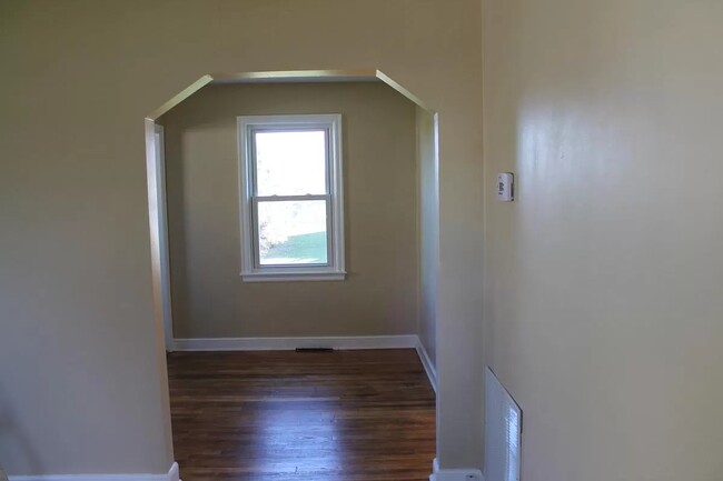 Building Photo - 6 Lee Hy Ct