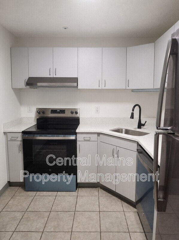 Building Photo - 39 Northern Avenue Heights