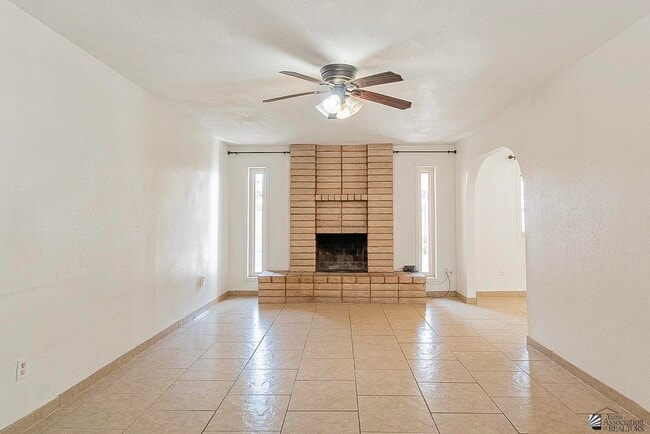 Foto del edificio - 3133 W 16th Pl