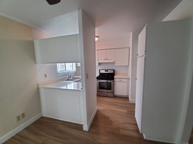 Foto del edificio - 13000 Dronfield Ave
