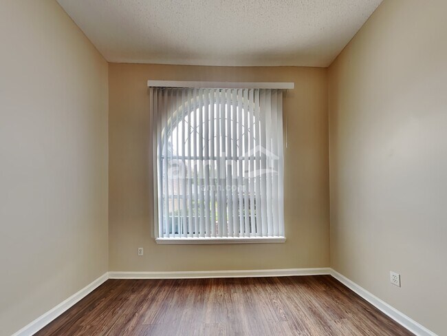 Foto del edificio - 334 Turtle Dove Dr