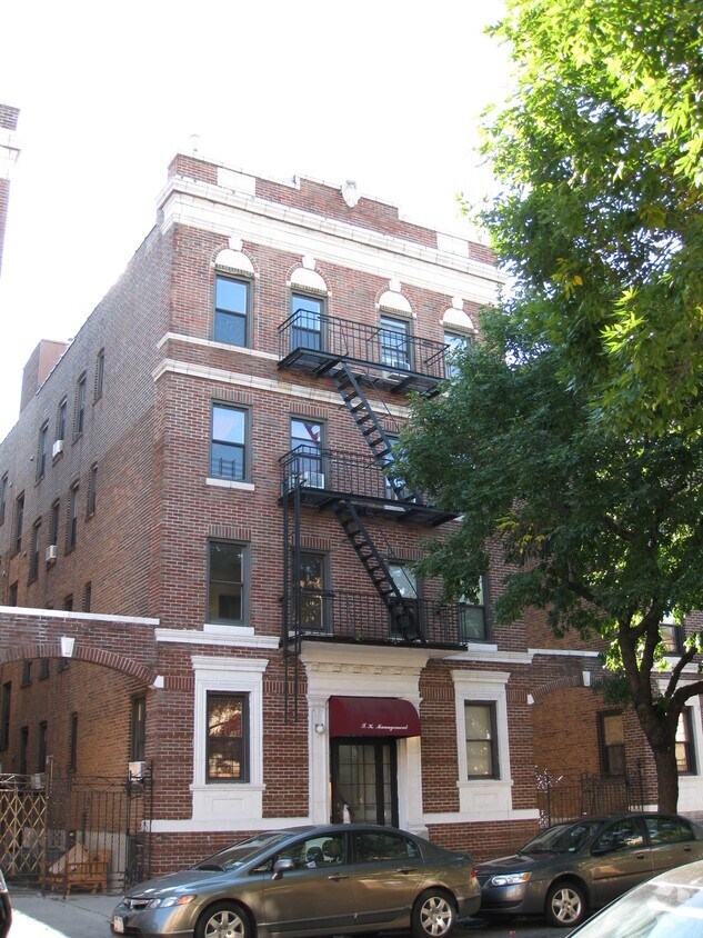 Foto del edificio - 30-79 33rd St