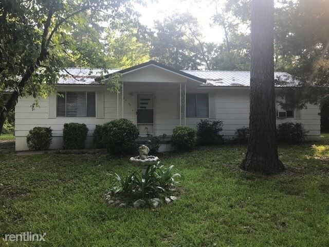 Primary Photo - 3 br, 2 bath House - 2259 Wade Rd