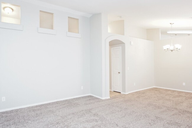 Building Photo - 7028 Village Shore Ct