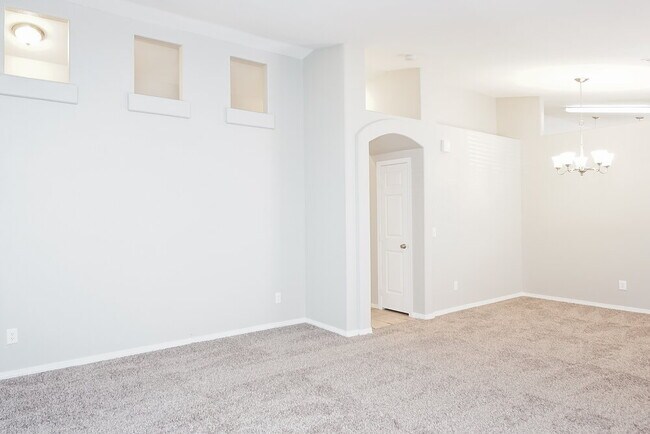 Foto del edificio - 7028 Village Shore Ct