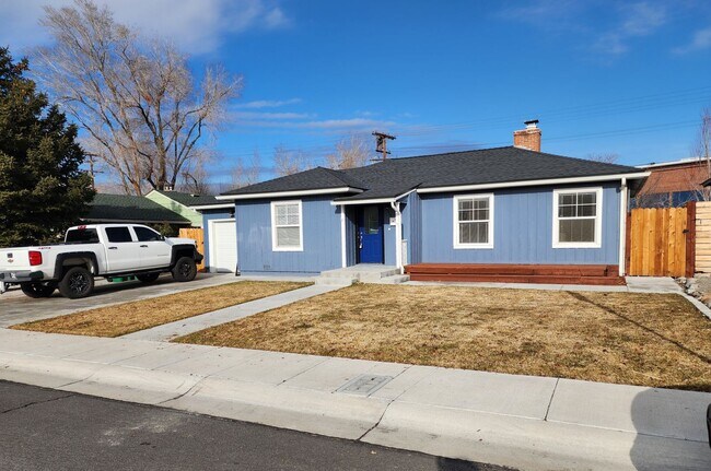 Foto del edificio - Remodeled Home in Reno