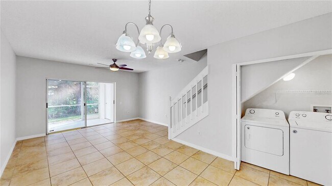 Building Photo - 8549 Hunters Key Cir