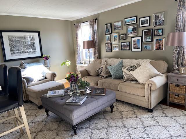 Building Photo - 2475 Summer St